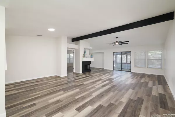 San Antonio, TX 78247,3323 Coral Grove