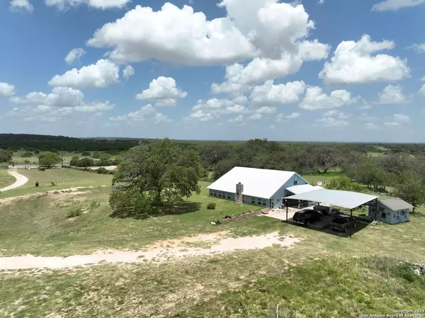 Somerset, TX 78069,2096 Stevens