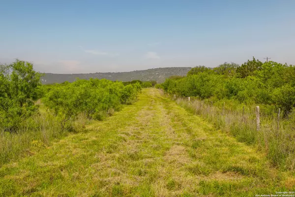 Junction, TX 76849,TBD CR 333