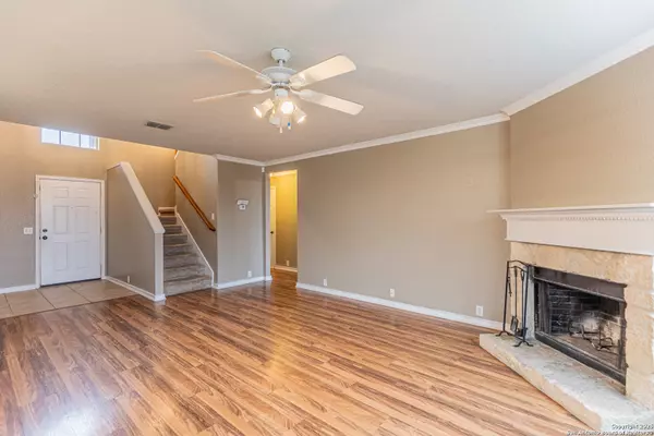 Schertz, TX 78108,6105 sennen