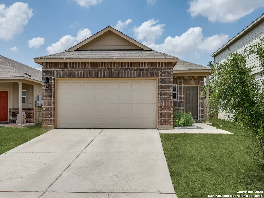 San Antonio, TX 78221,607 Pleasanton Spring