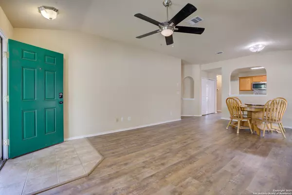 New Braunfels, TX 78130,344 Ibis Falls