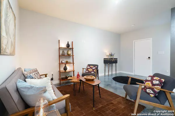 San Antonio, TX 78212-5128,603 EUCLID AVE UNIT 2