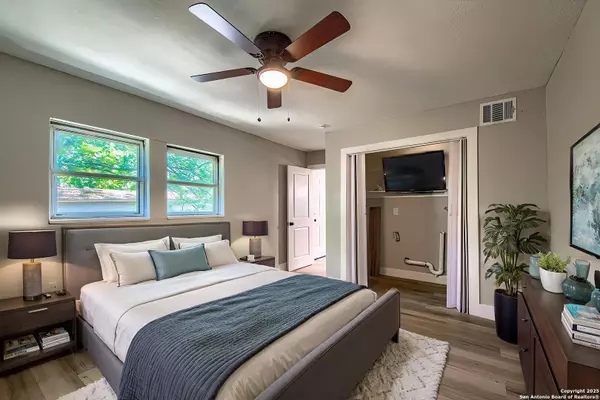 San Antonio, TX 78211,323 Humboldt Street