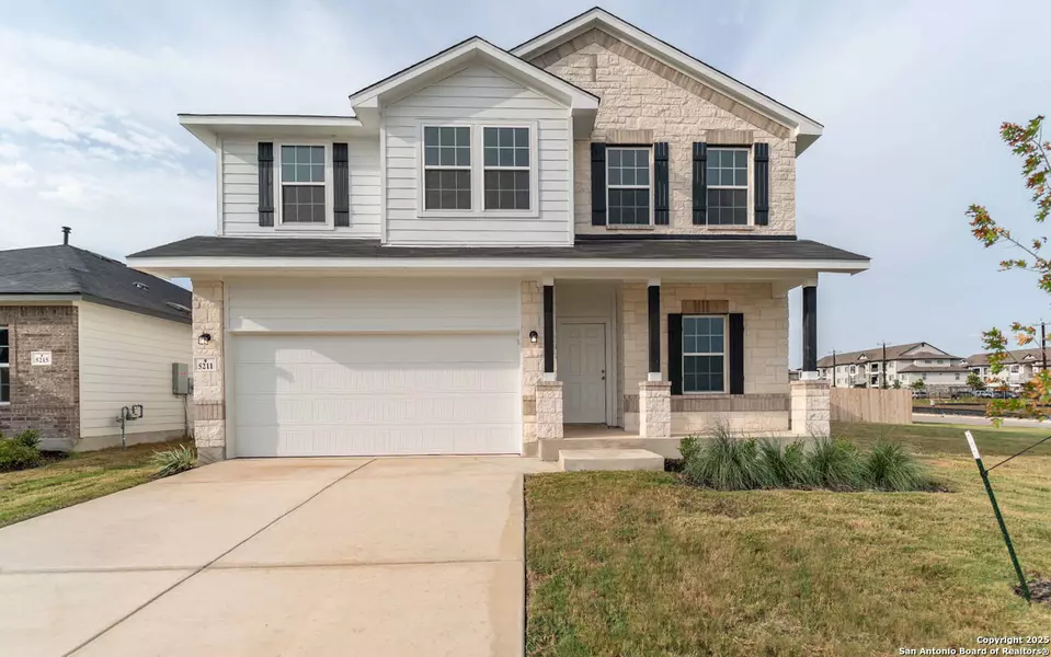 5211 Marliese Peak, Von Ormy, TX 78073