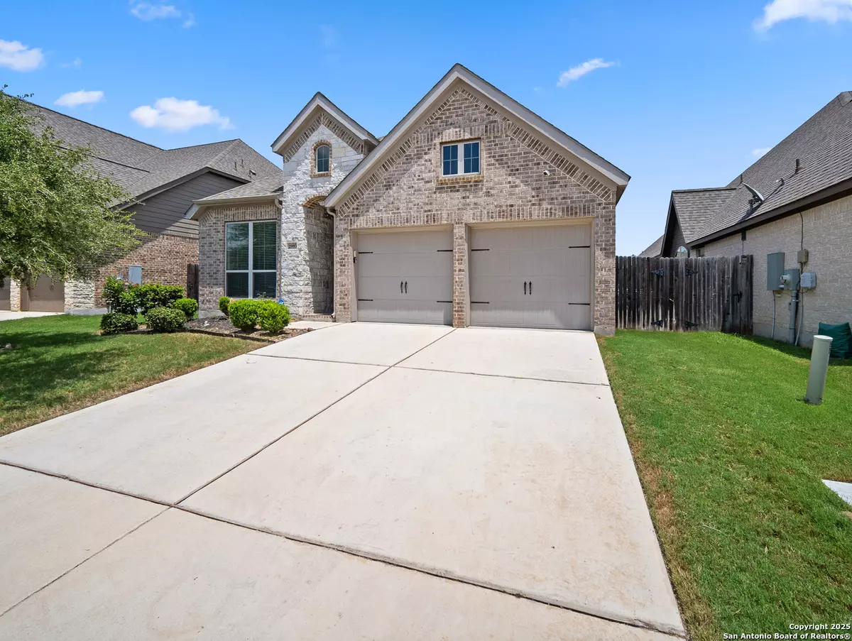 Seguin, TX 78155,2993 Coral Way