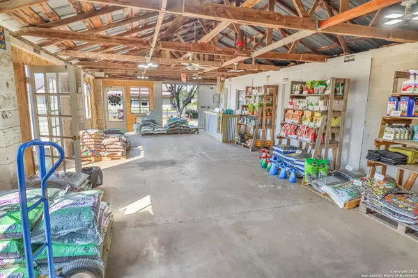 Poteet, TX 78065,431 Avenue F