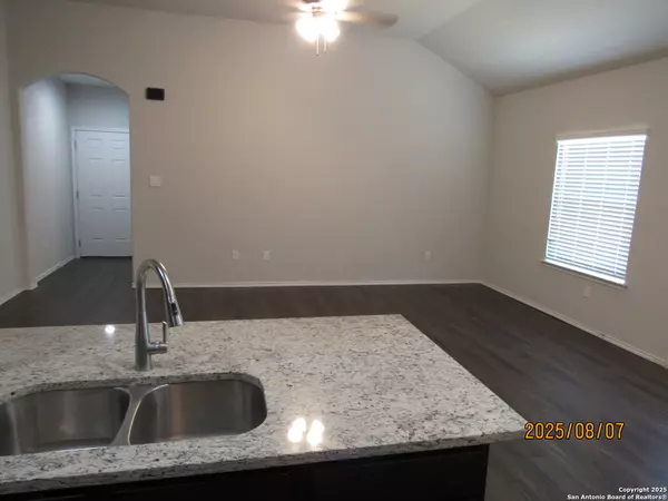 Seguin, TX 78155,619 Heathers Way