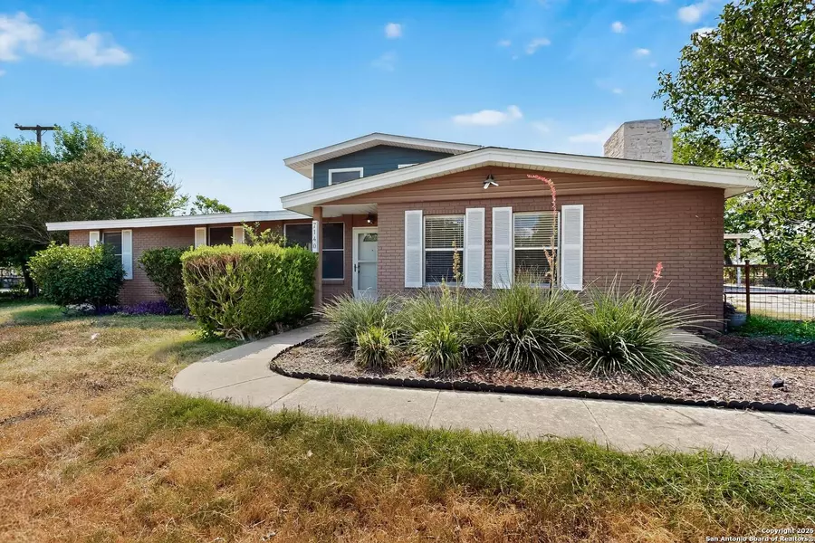 7140 Tree Bend, China Grove, TX 78263