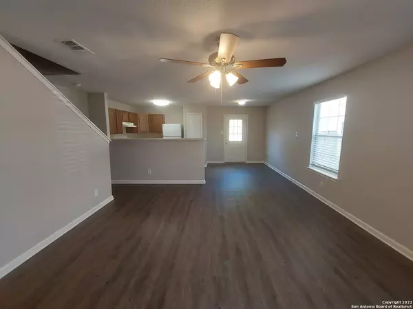 Converse, TX 78109,10007 Vasso View UNIT 3