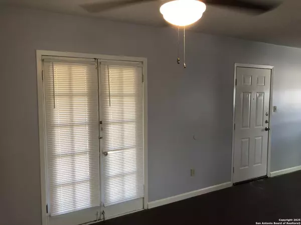 San Antonio, TX 78209-6630,504 ELMHURST AVE UNIT 1