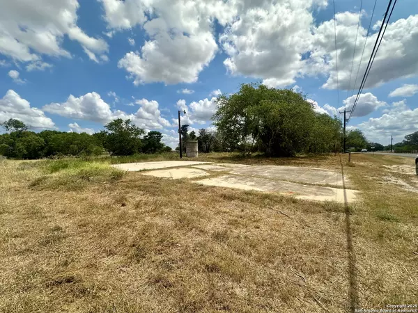 San Antonio, TX 78263,9165 New Sulphur Springs Rd