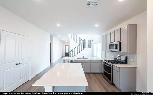 Seguin, TX 78155,312 Ivy Road