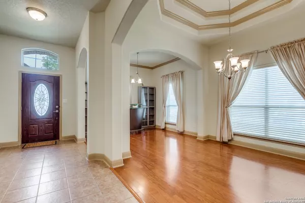 San Antonio, TX 78261,5502 Waldon Walk