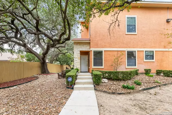 San Antonio, TX 78240,6160 Eckhert UNIT 204