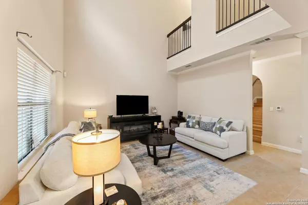 San Antonio, TX 78240,6160 Eckhert UNIT 204