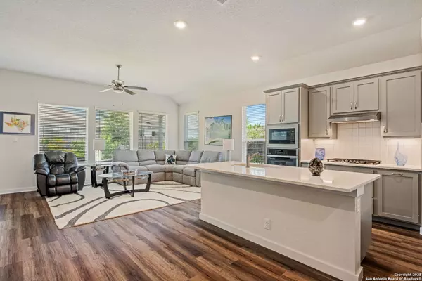New Braunfels, TX 78130,1961 Edelweiss