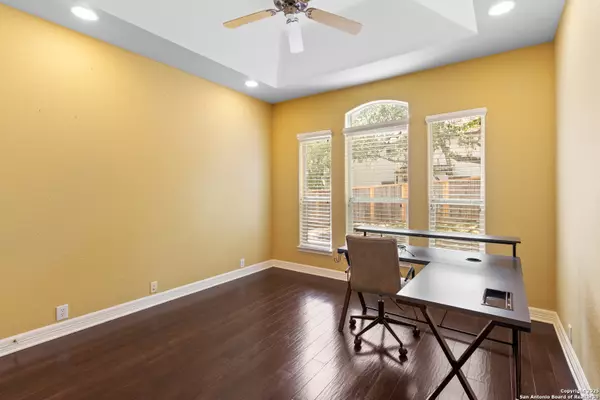 San Antonio, TX 78230,3439 Monterrey Oak