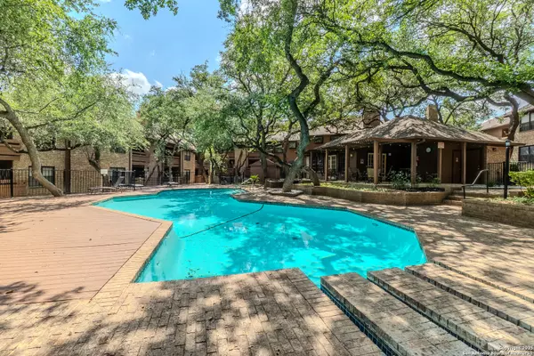 10955 wurzbach UNIT 1007, San Antonio, TX 78230