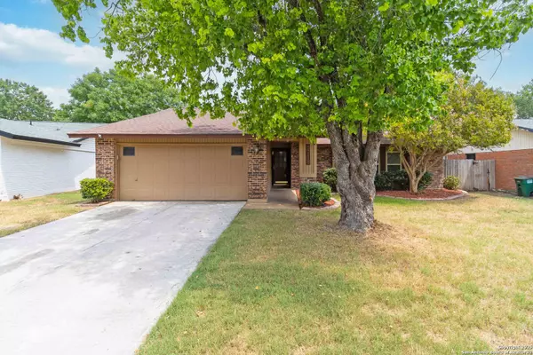8718 Thatch, San Antonio, TX 78240