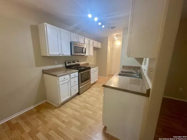 San Antonio, TX 78240,6050 Bantry Bay