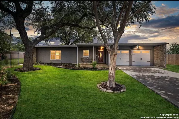 1802 Edgehill, San Antonio, TX 78209