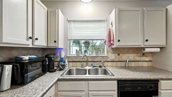 New Braunfels, TX 78130,642 Summerwood