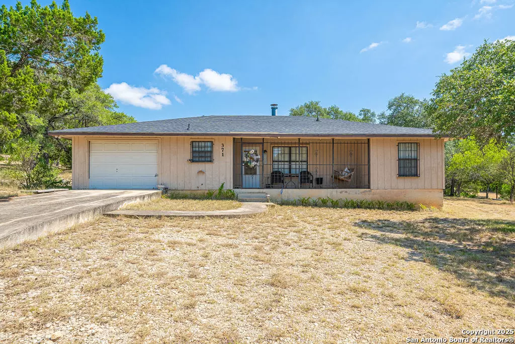 Lakehills, TX 78063,371 Lake Country