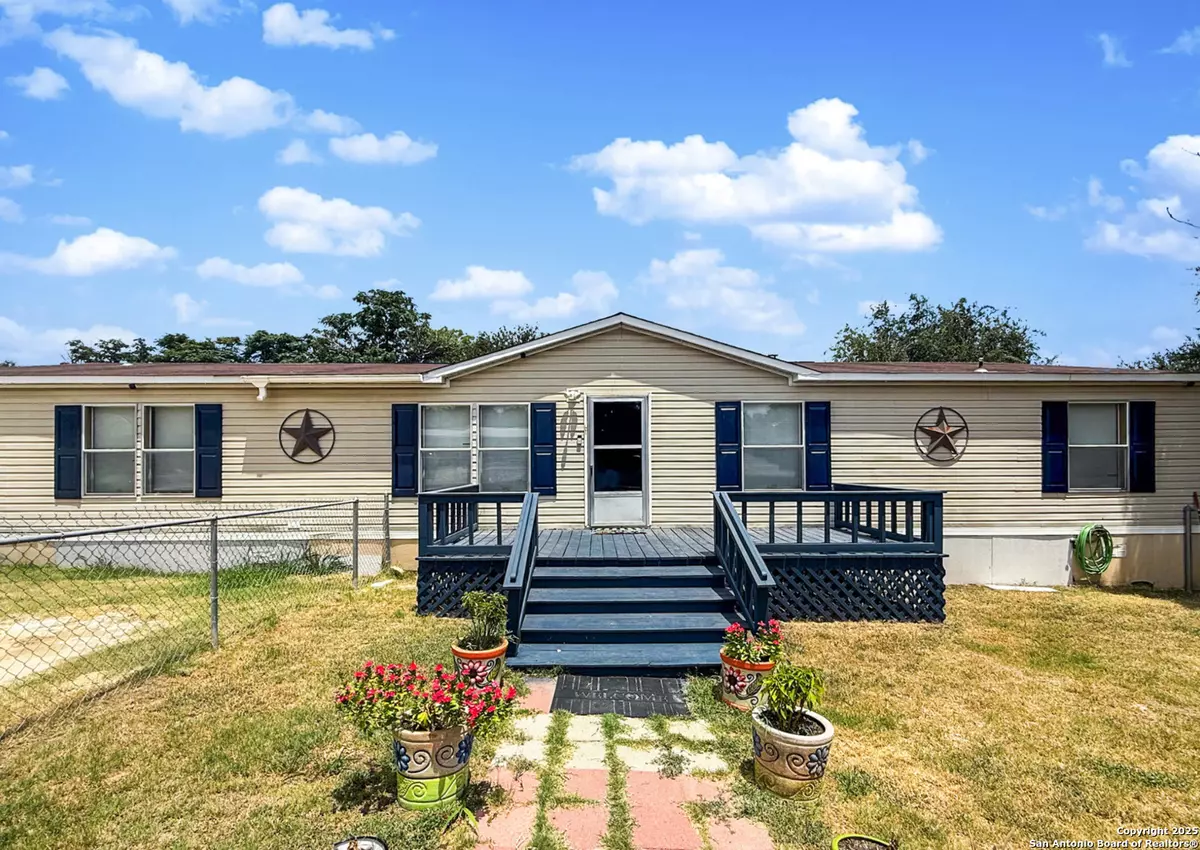 Von Ormy, TX 78073,4445 Smokey Ridge