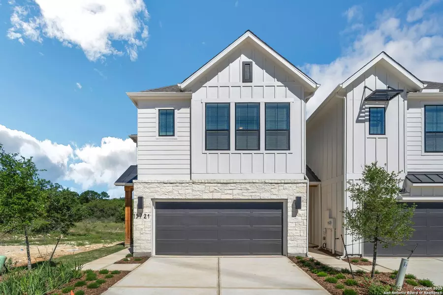 13721 Giovannis Garden, San Antonio, TX 78253