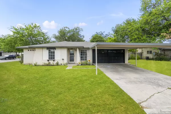 3703 Autumn Lane, Kirby, TX 78219