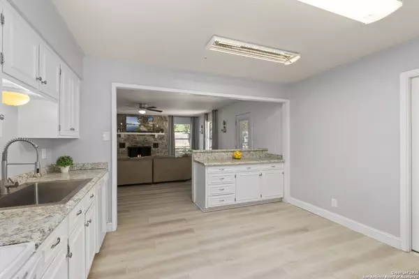 Kirby, TX 78219,3703 Autumn Lane