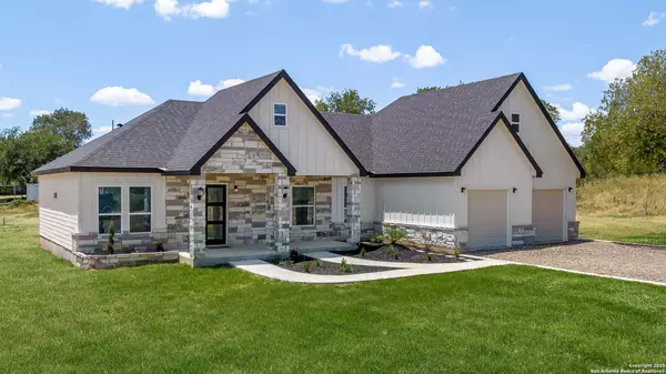 Lytle, TX 78052,120 County Road 6852