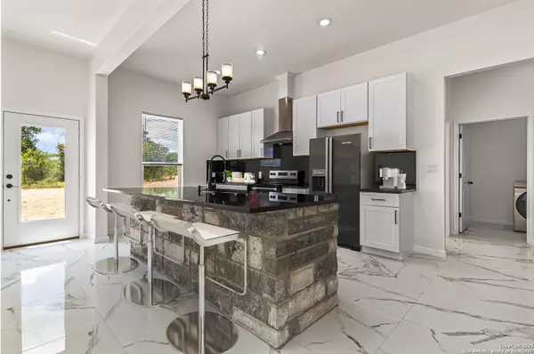 Lytle, TX 78052,120 County Road 6852