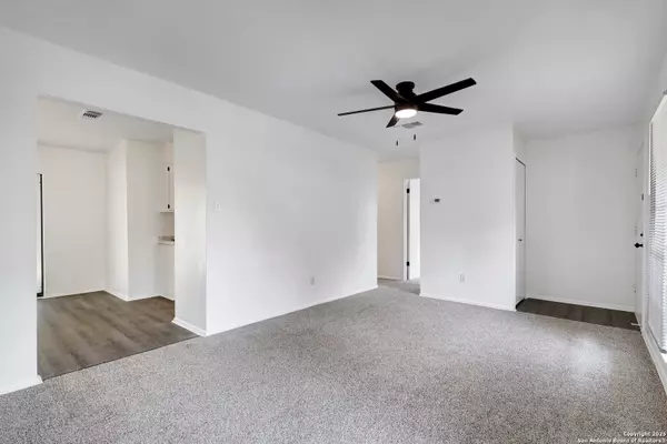 San Antonio, TX 78233,4751 Casa Bello