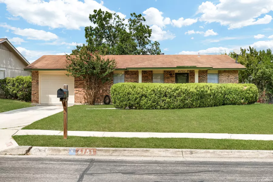 4751 Casa Bello, San Antonio, TX 78233