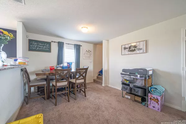 San Antonio, TX 78252,6714 Sabinal