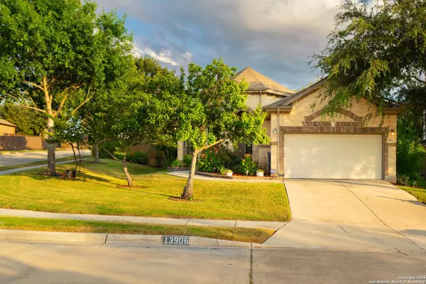 Live Oak, TX 78233,13906 Wenrich
