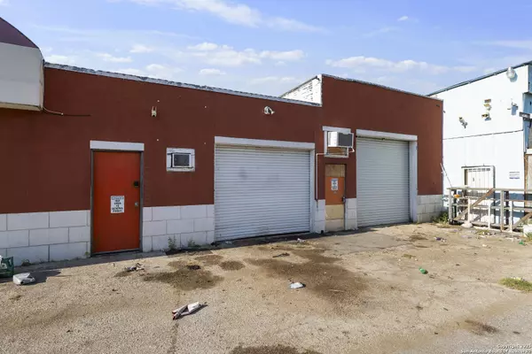 San Antonio, TX 78207,1818 zarzamora