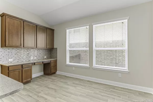 Cibolo, TX 78108,233 Flint Rd