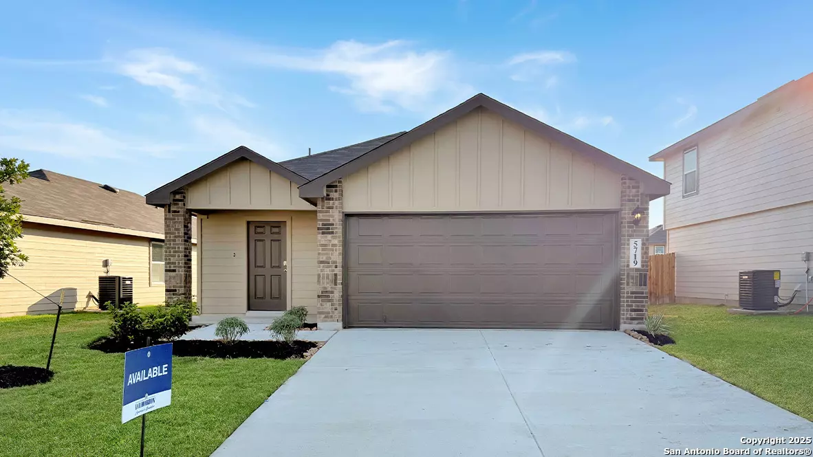 San Antonio, TX 78245,5719 Hartley Home