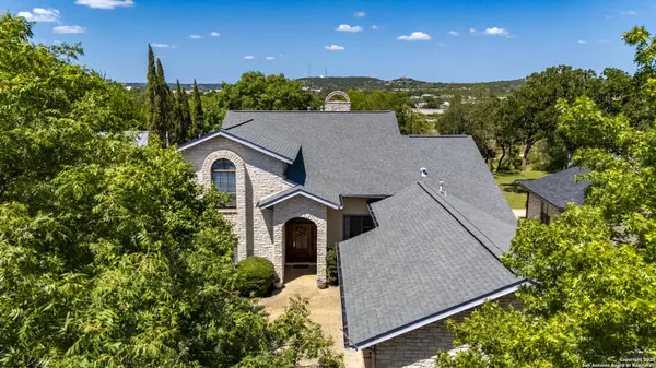 Kerrville, TX 78028,526 Oakland Hills