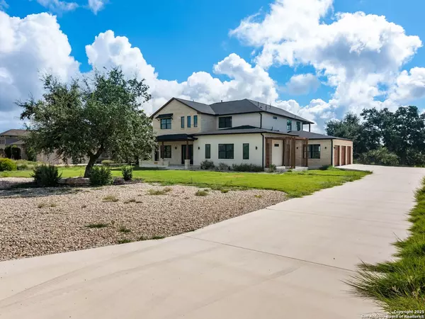 Spring Branch, TX 78070,1054 STAR RDG