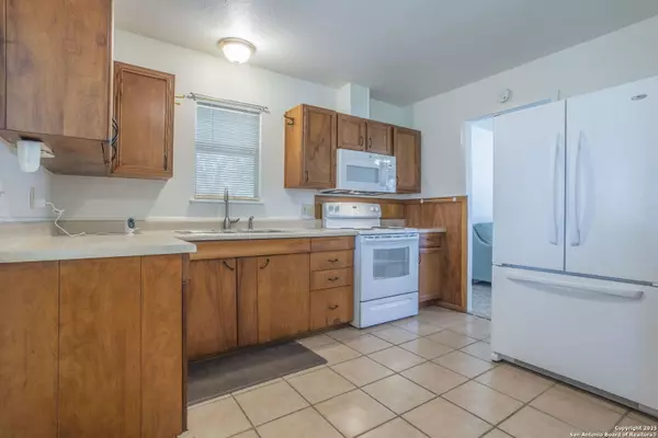 San Antonio, TX 78221,830 Petaluma