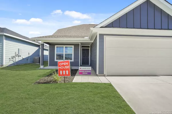 Seguin, TX 78155,517 Lina Way