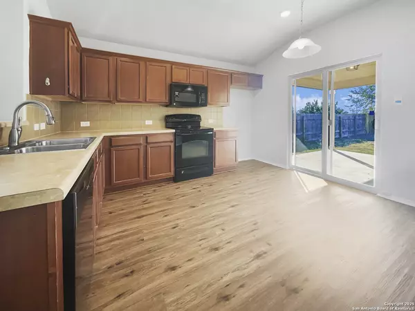 New Braunfels, TX 78130,611 Tom Kemp