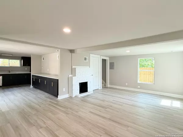 San Antonio, TX 78223,312 Avondale