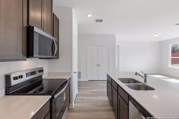 San Antonio, TX 78245,15414 ELECTRA CIR