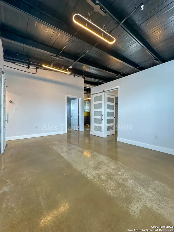 San Antonio, TX 78203,811 Montana St UNIT 1301