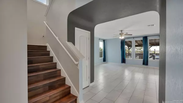 San Antonio, TX 78218,6230 Travis Smt